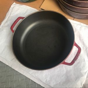 Staub 28cm 13” skillet Red cast iron pot pan